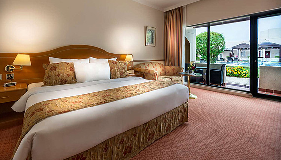 Golden Tulip Nizwa dblbed caroussel