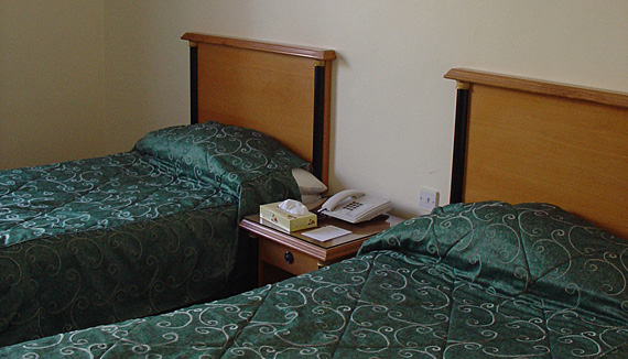 Fajal Daris NIzwa Hotel Twinroom01 Normal