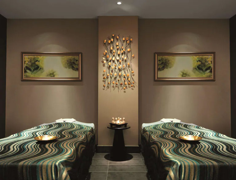 Hormuz Grand Hotel Muscat Spa caroussel