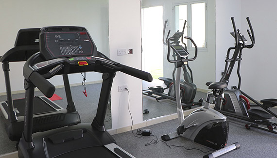 04_PoolVillaTanuf_Gym_normal