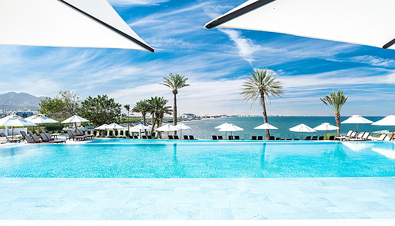 Crowne Plaza Muscat Infinity Pool normal